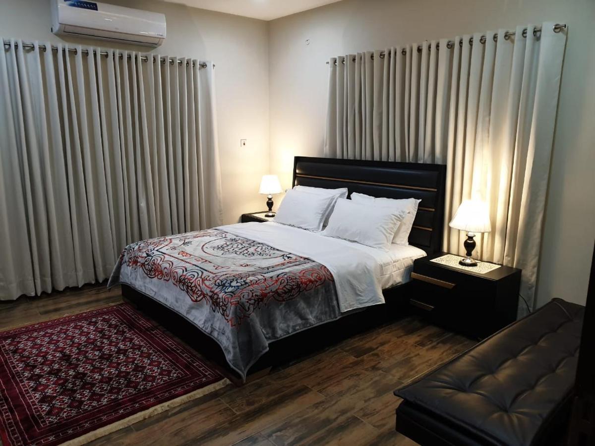 Alpha Guest House 라왈핀디 외부 사진