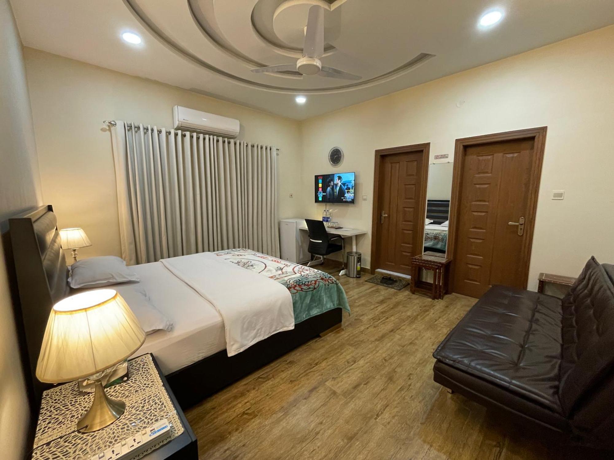 Alpha Guest House 라왈핀디 외부 사진