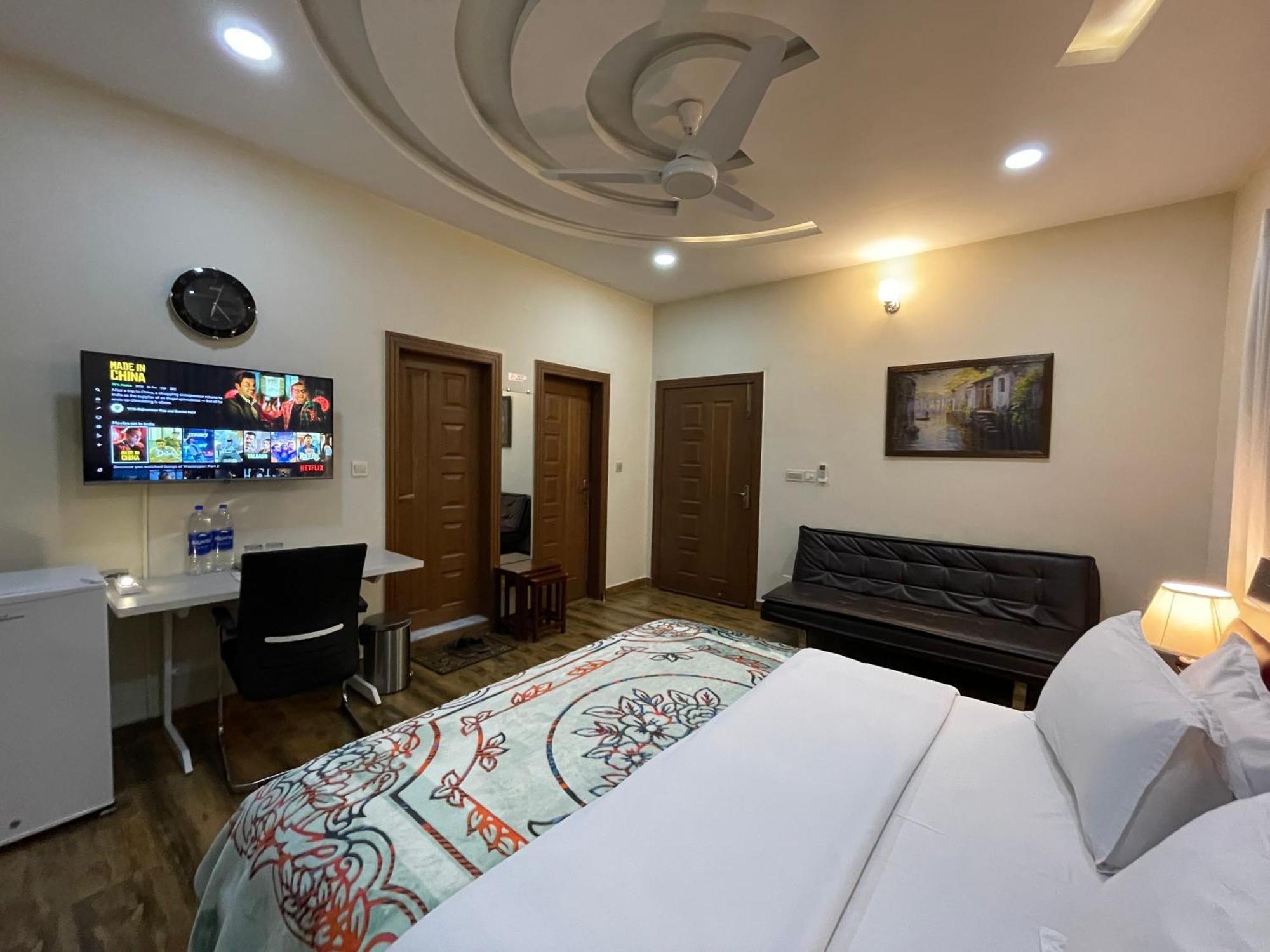 Alpha Guest House 라왈핀디 외부 사진