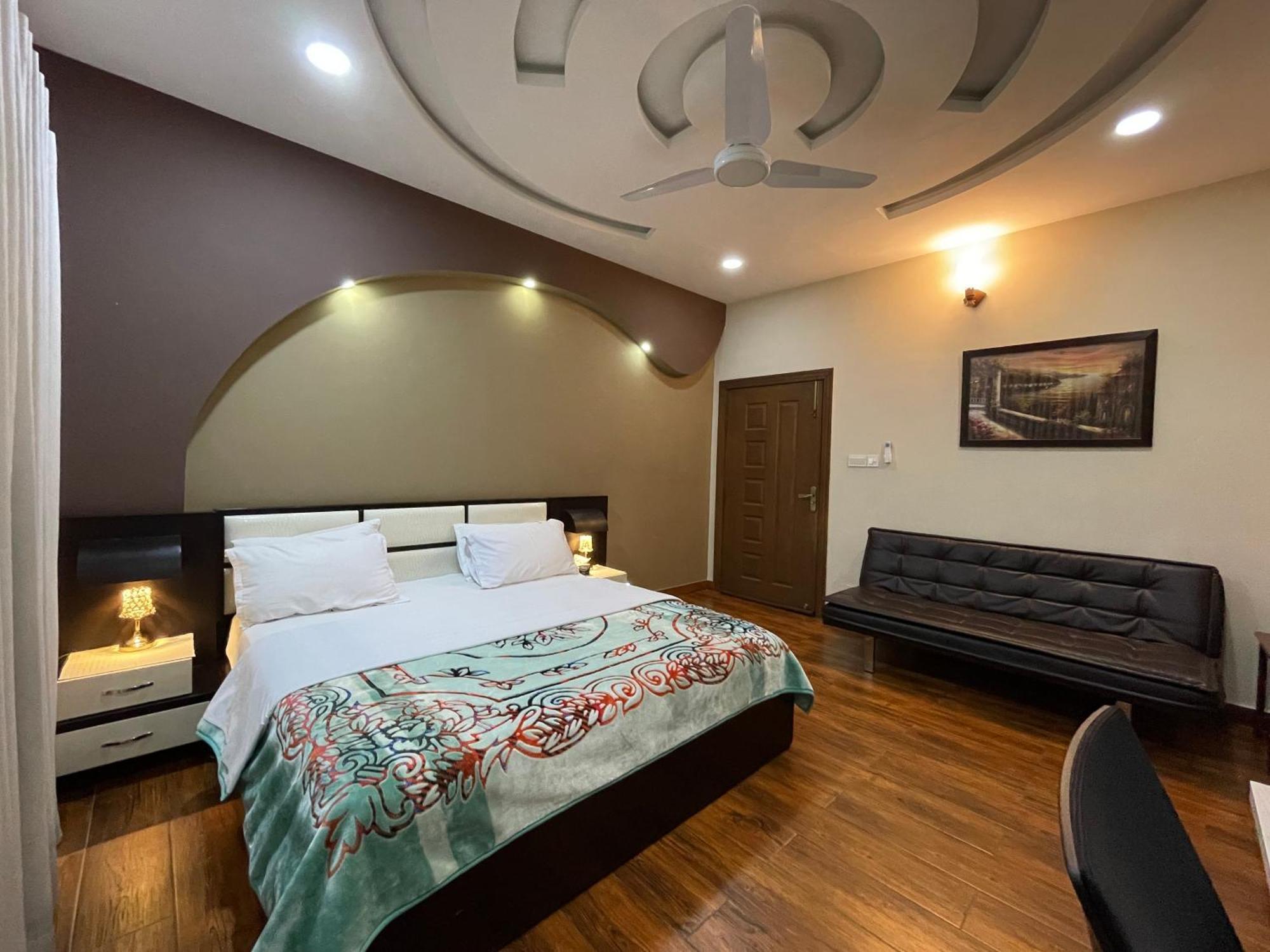 Alpha Guest House 라왈핀디 외부 사진